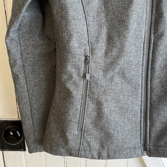 Northface windbreaker jacket - Picture 3 of 7